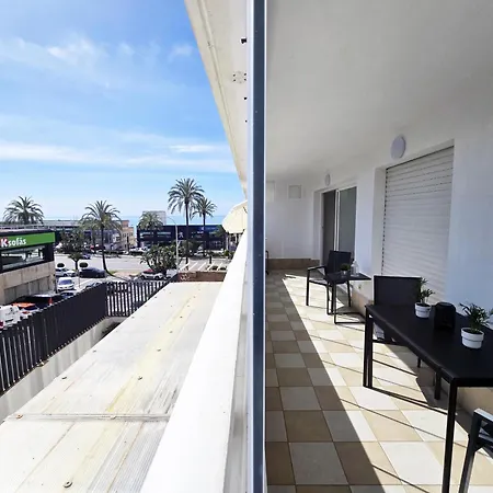 Aa Guest - La Marina Sea Views Eco Apartment *